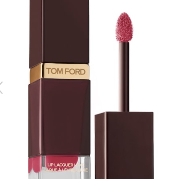 ✨host pick✨Tom Ford Lip Lacquer Luxe in Amaranth Matte - Picture 3 of 8